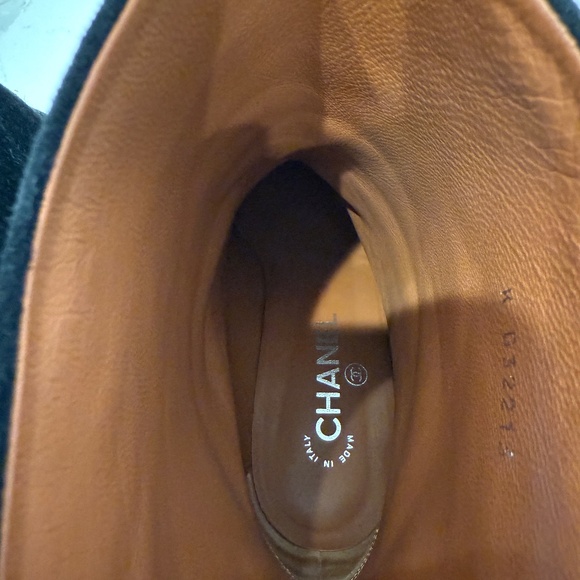 Chanel Midnight Blue Suede Short Block Heel Boots, Size 41 - Picture 10 of 10